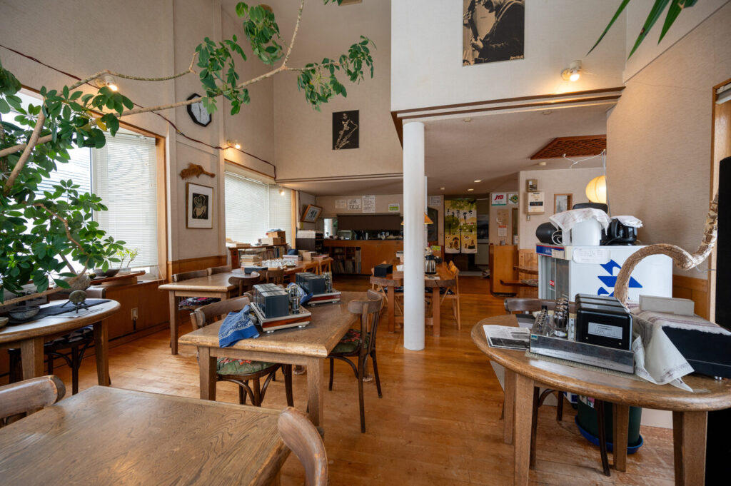 Brand-New Ezomurasaki Hotel in Furano: Net Yield 10.81%