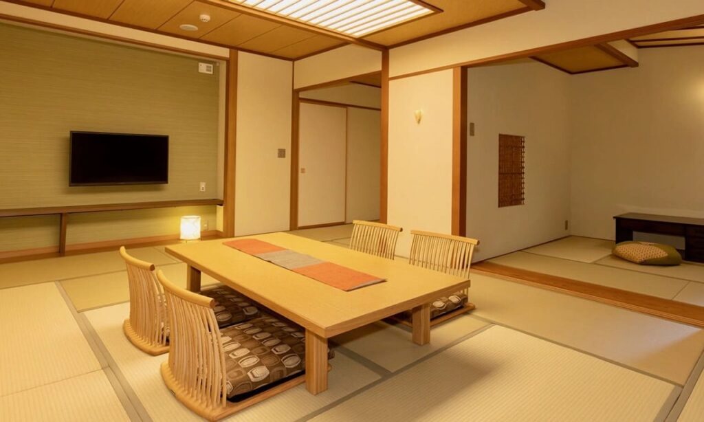 Large tatami room available at Hotel Taikan. Image: Hotel Taikan