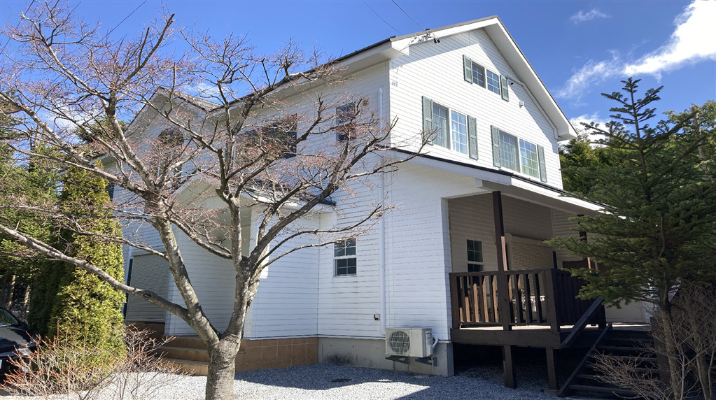 Karuizawa East 5BR home, 8-minute walk to the station