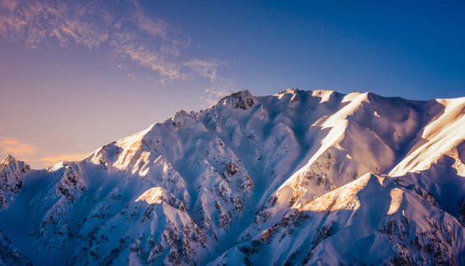Solo snowboarder buried in Hakuba avalanche is rescued by strangers