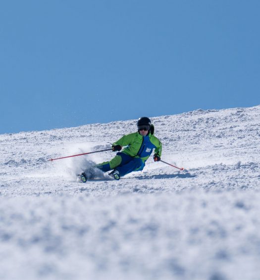Hakuba ski instructor