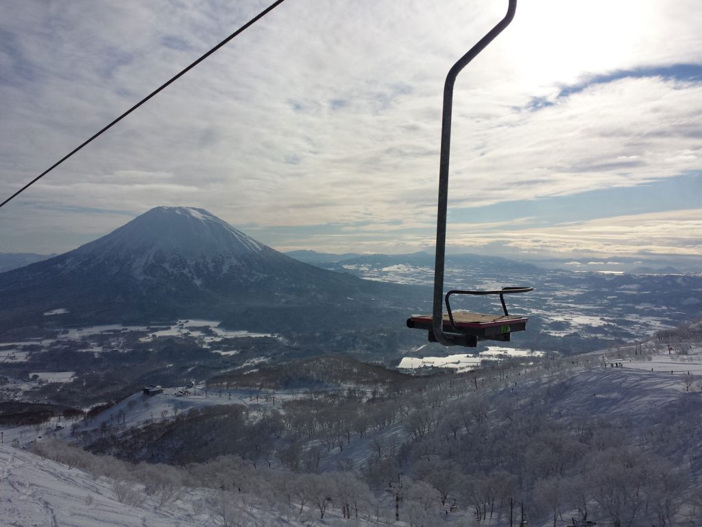 The emblematic of Niseko "pizza box" single chair