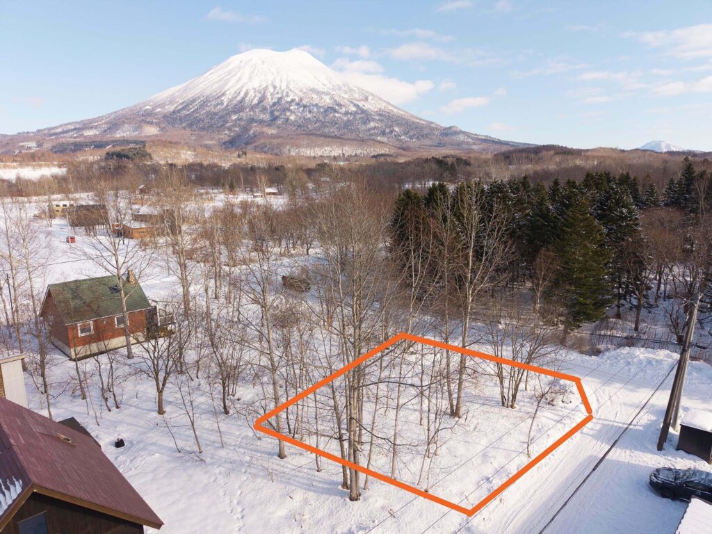 Kondo Niseko 274-17 Corner Plot