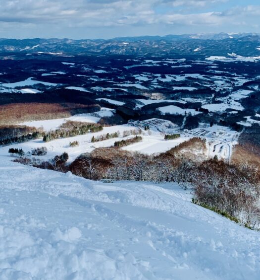Overlook from the powder on the Hayabusa Course