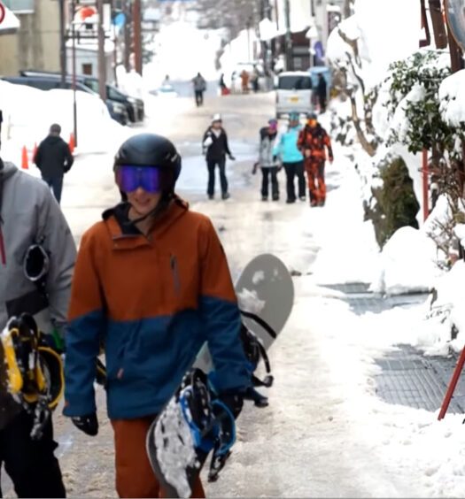 Myoko, Reuters video