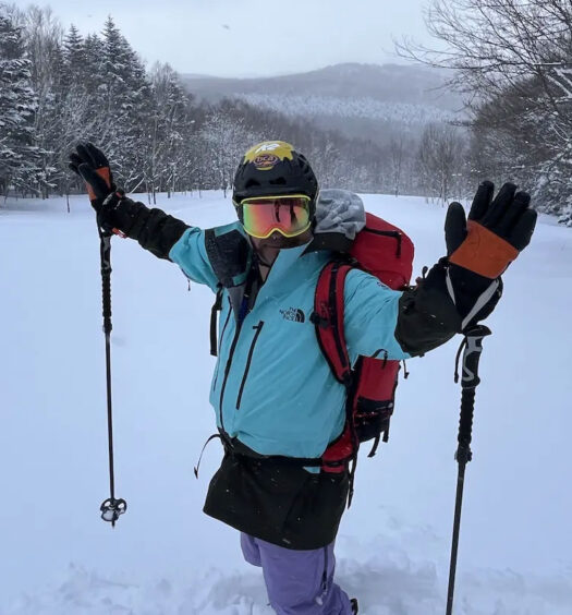 Gota leading a backcountry trip