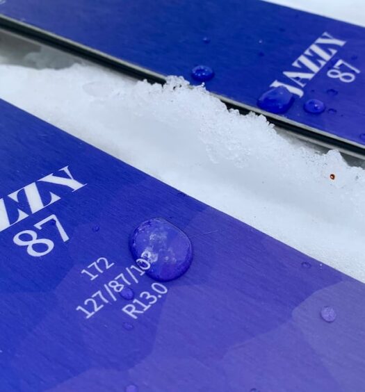 Bluemoris's Jazzy 87 skis on snow for testing at Geto Kogen in Iwate Prefecture