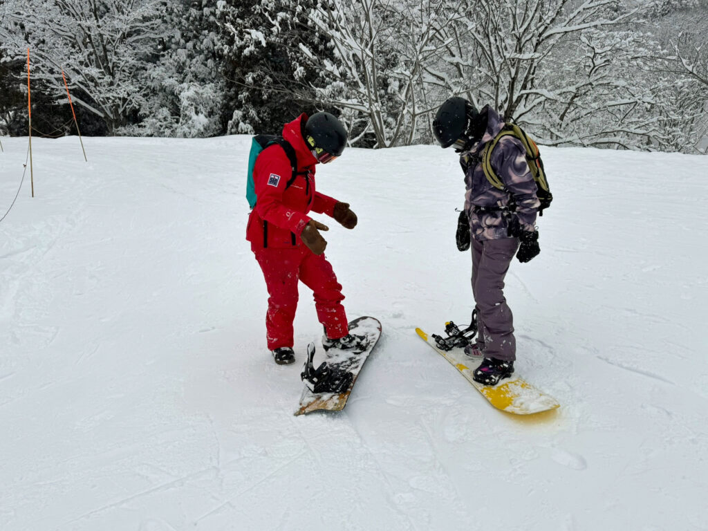 Myoko Snowsports also operates out of Arai and offers freeride tuition
